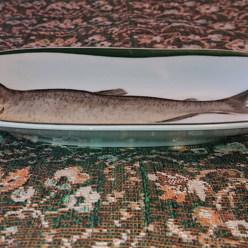 Beyer & Bock collector plate like new, porcelain with fish