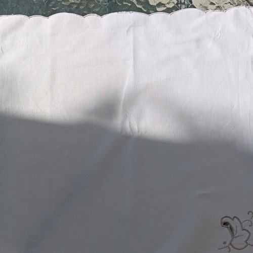 Cotton napkins with cutwork design, pack of 6, like new, beige