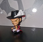 One Piece Mihawk figure new