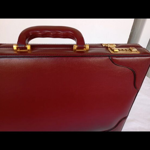 Mexican leather briefcase like new, handmade, red