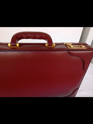 Mexican leather briefcase like new, handmade, red