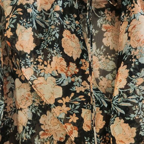 Mango floral shirt like new, airy, multicolored, size M