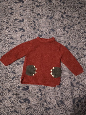 Pullover for child 3-4 years like new with small pockets
