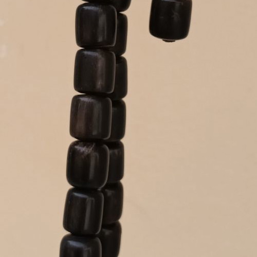Worry beads bull horn black used, barrel shape
