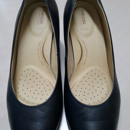 Geox black leather pumps 38.5 like new with comfortable 6cm heel
