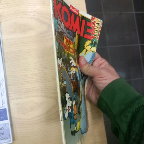 Komix 123 comic used in good condition