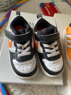 Παιδικά παπούτσια Nike μεταχειρισμένα