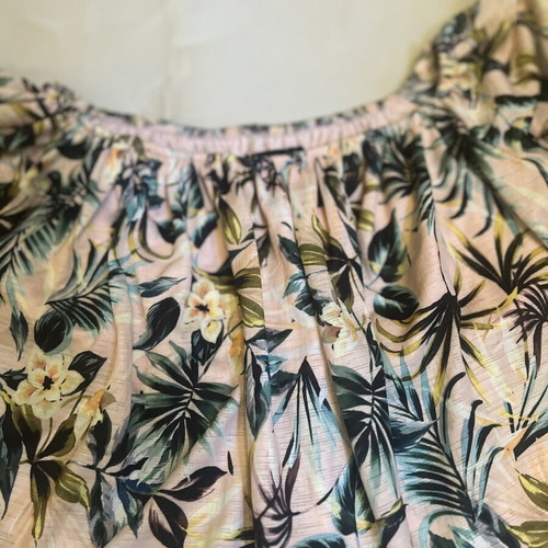 Bershka tropical floral print top, like new, size S