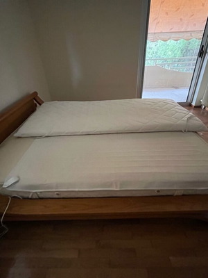 Double bed like new, width 1.74, height 2.10
