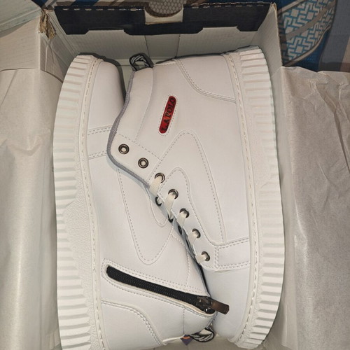 L.A Polo casual shoes white, new, size 43