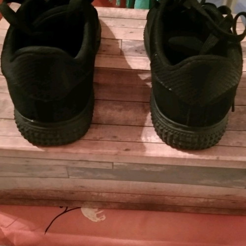 Velvet black lace-up shoes used, size 36, athletic