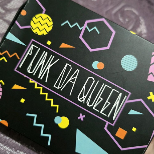 Funk da Queen earrings new, white and multicolored