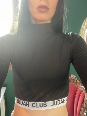 Juda Club crop top like new, size M