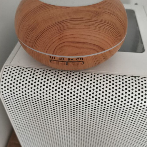 Aromatherapy diffuser, color changing