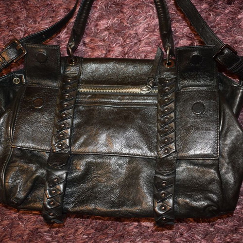 Diane Von Furstenberg Vintage Leather Hand Bag like new, black