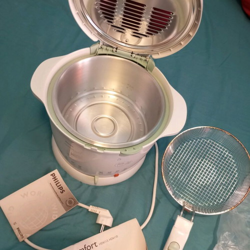 Philips electric oil fryer unused 1000gr