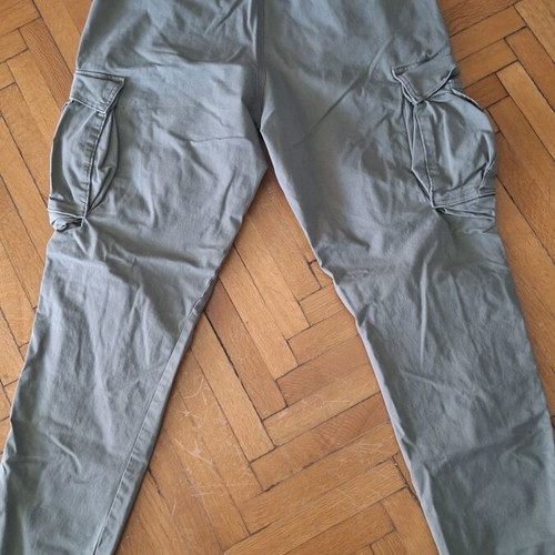 Zara straight-leg pants grey-green with side thigh pockets, size 44