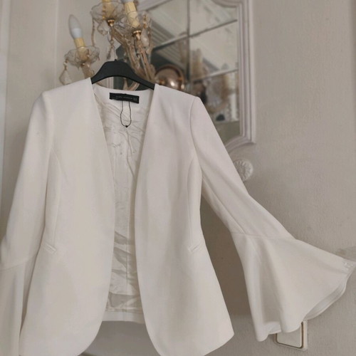 Small White Blazer new, size S
