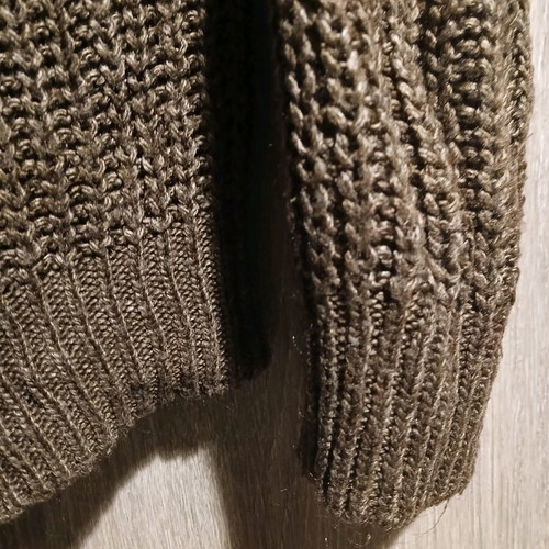 Women's long sweater like new, white and brown, size S