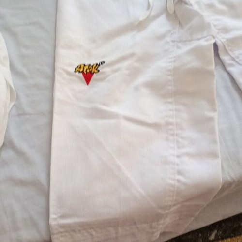 Taekwondo uniform white with belt, like new, up to 120cm