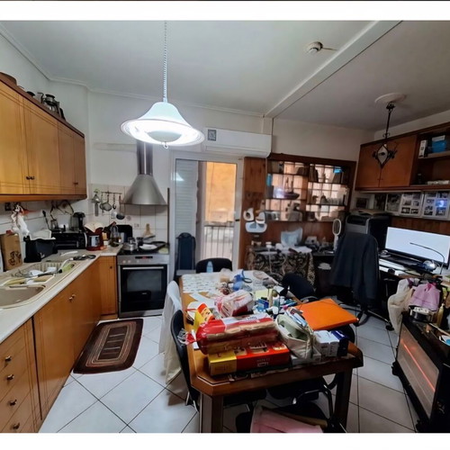 Apartment 74 sqm in Tampouria Piraeus, 1 bedroom, ground floor