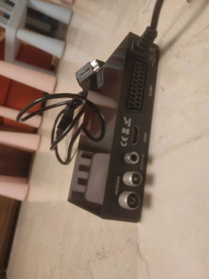Mpeg-4 HD F&U Digital Receiver used without remote control