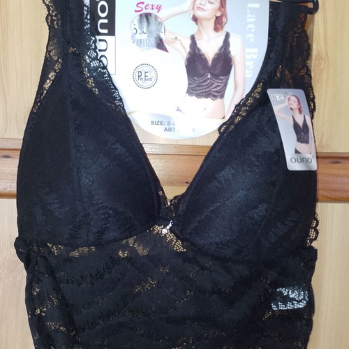 Lace top bra with padding and free pouch new, black, size S/M