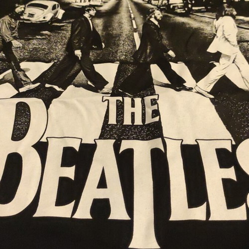 The Beatles 2011 T-shirt like new, medium size
