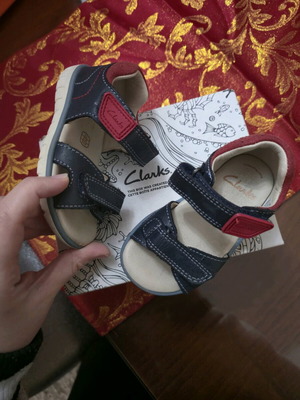 Clarks σανδάλια μεταχειρισμένα αγοριού νούμερο 21 μπλε και κόκκινα