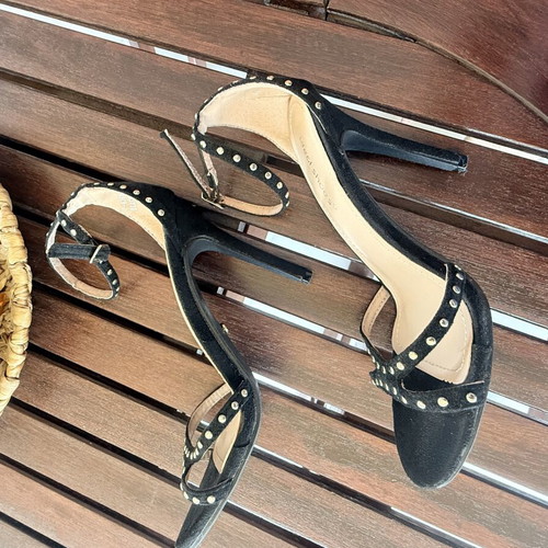 Ideal Shoes high-heeled sandals size 37 like new, black