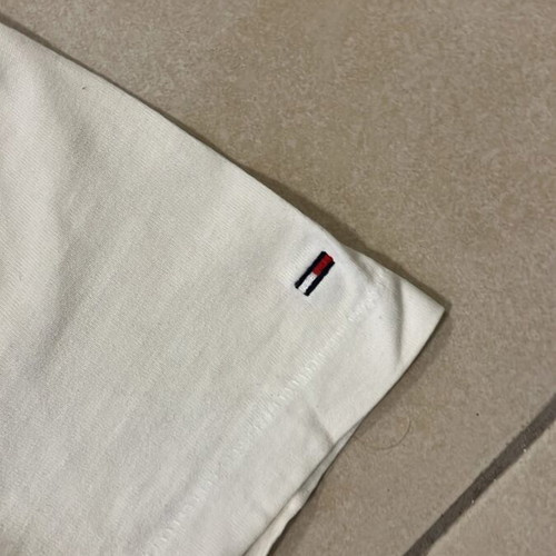 Tommy Hilfiger Denim T-Shirt, white, size S, embroidered Hilfiger 1985 graphic