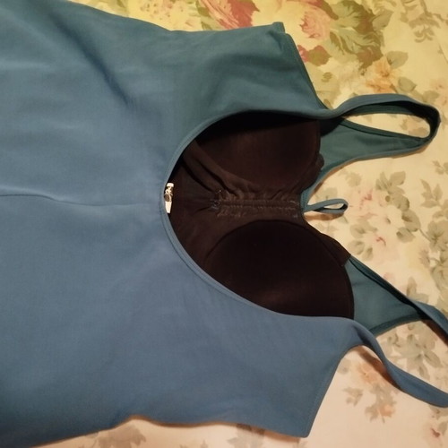 Blu4u women's swimsuit XL turquoise like new with cups