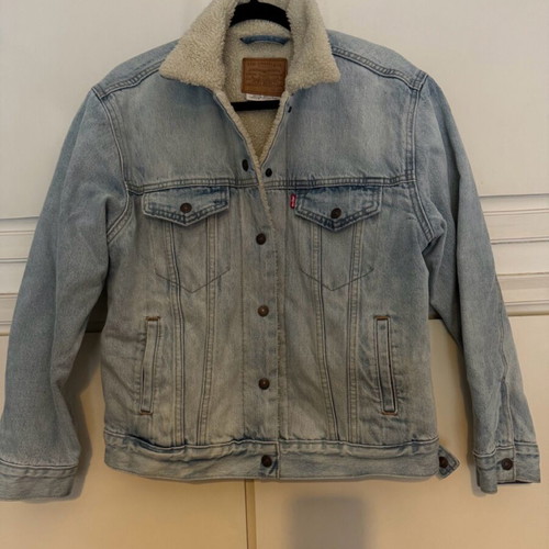 Levis x Disney Mickey Mouse Ex-Boyfriend Sherpa Trucker Jacket like new