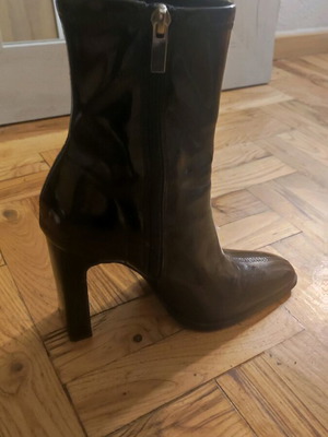 ASOS DESIGN Eloise boots black crinkle patent like new size 37