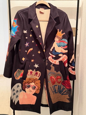 Zetta Otto coat like new with unique prints, one size, multicolor