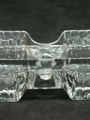 Vintage glass salt and pepper shaker used, splits in two