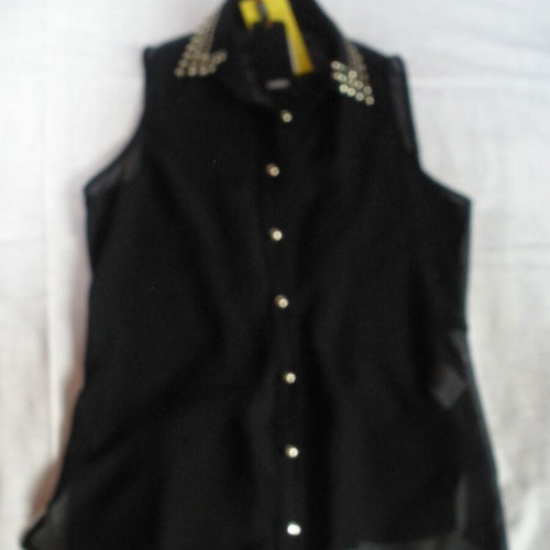 Sabra sleeveless shirt blouse with studded collar, black
