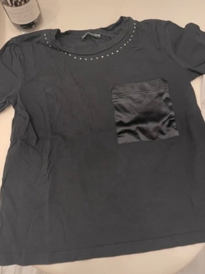 Zara T-shirt, small, black, unworn