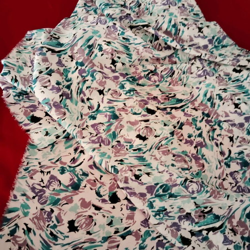 Thin airy fabric new 2.15x1.15 with vibrant colors