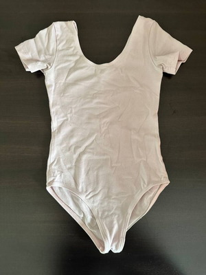 Pink children's ballet leotard like new, size 5 years