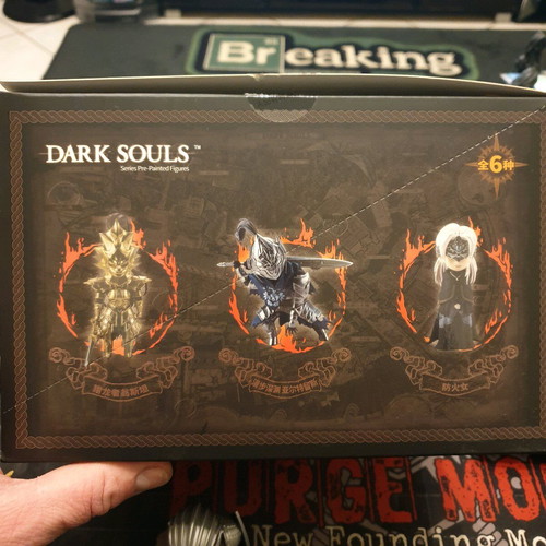 Dark Souls figures set 6 pcs like new with master carton Bandai Namco