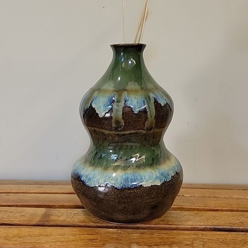 Handmade ceramic vase made of high-fire clay