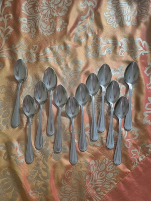 Dessert spoons new, set of 12
