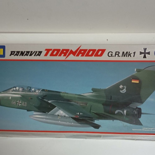 Panavia Tornado G.R. Mk1 model kit 1:32 by Revell, like new