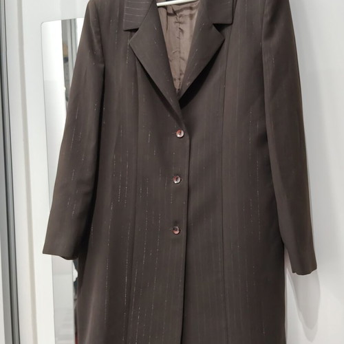 Women's suit set 3 pieces size 48 like new, brown
