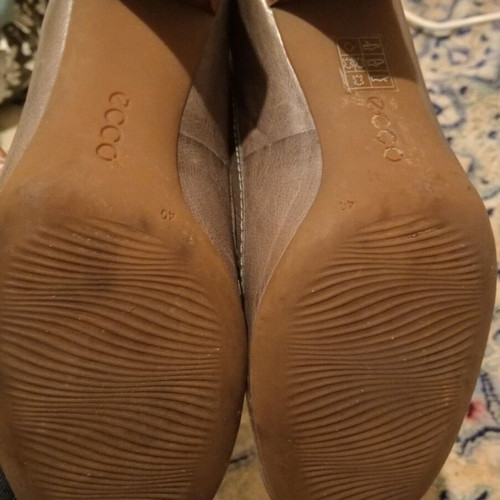 Ecco soft leather pumps like new, size 39/40, gray
