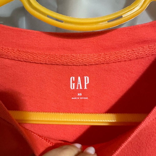 GAP Cropped T-shirt like new, coral red, cotton, XS