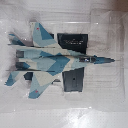 MIG-29 SMT Fulcrum Model Airplane Scale 1/100 New