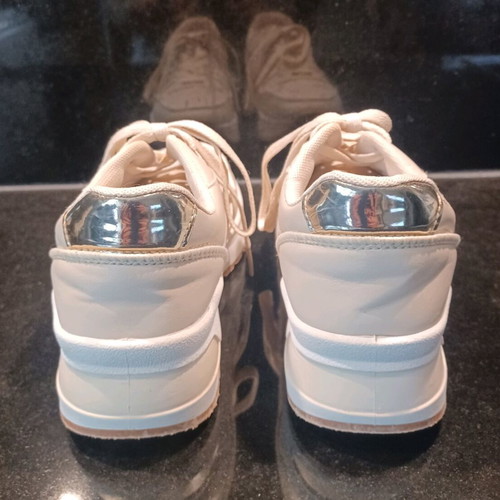 Antonio Donati sneakers beige light like new, women's size 37