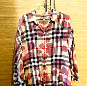Burberry Summer Shirt ~ Heartshaped trademark